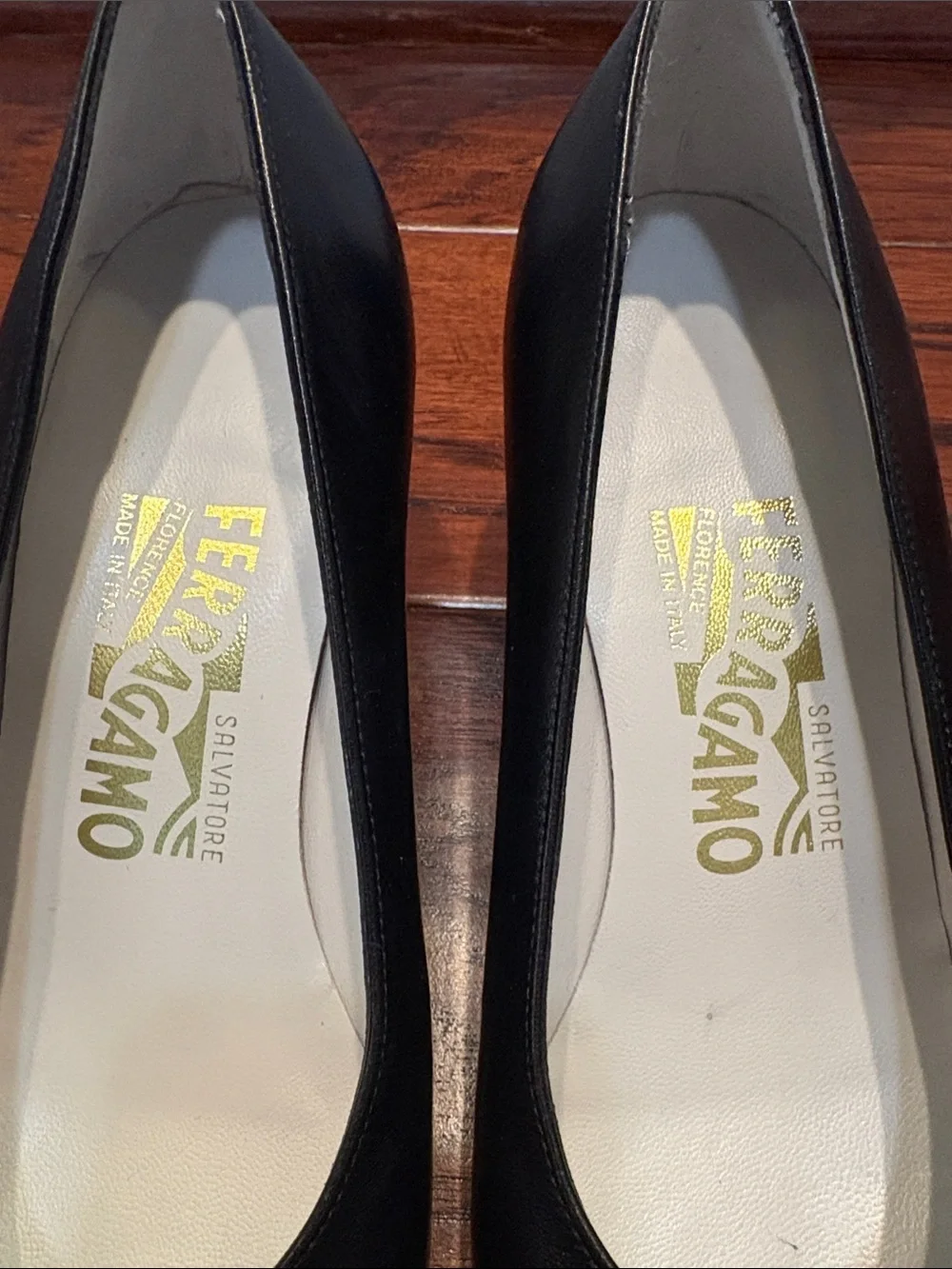 Salvatore Ferragamo Black Leather Pointed Toe Pumps (brand new)